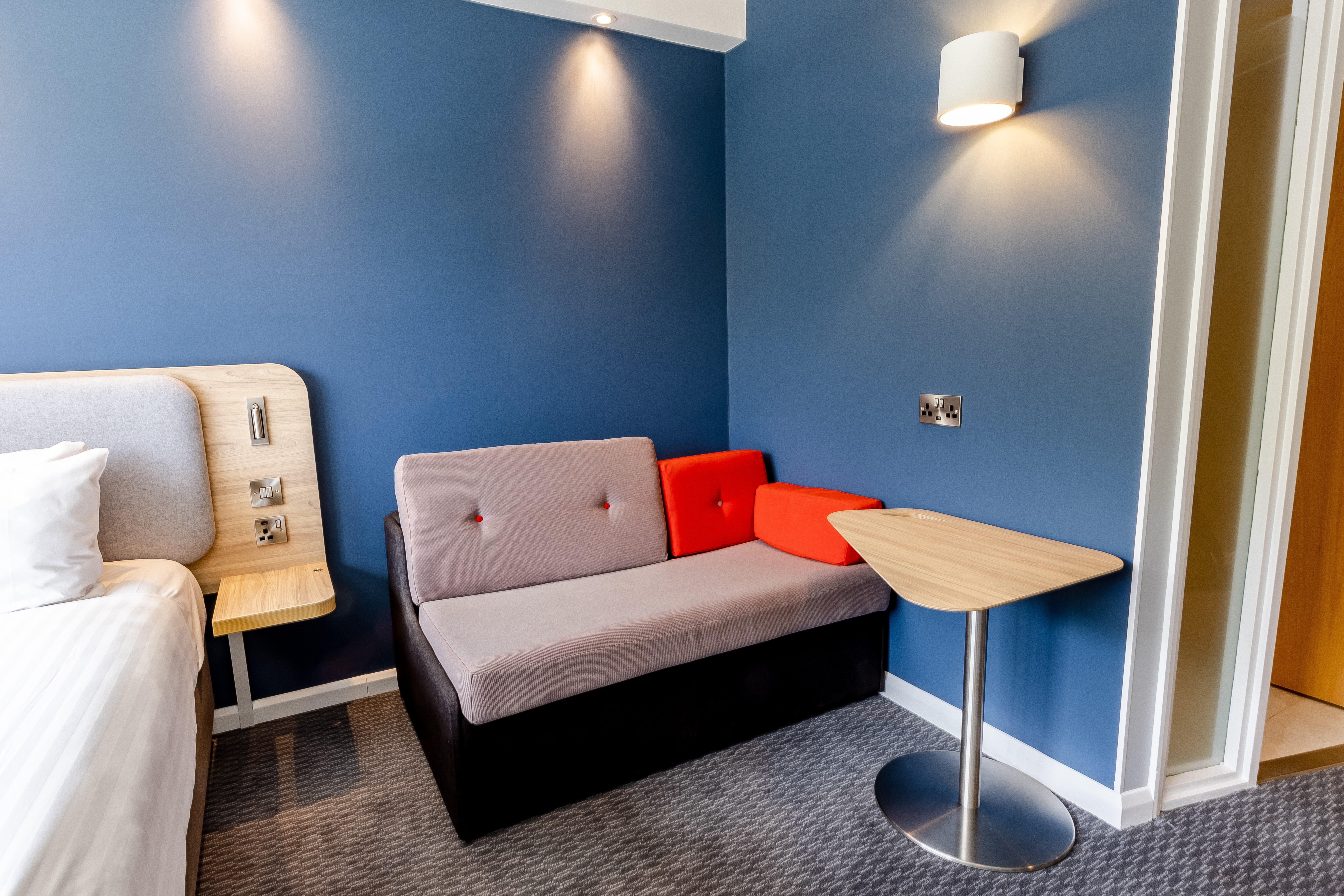 Holiday Inn Express Norwich By Ihg Drayton  Exterior photo
