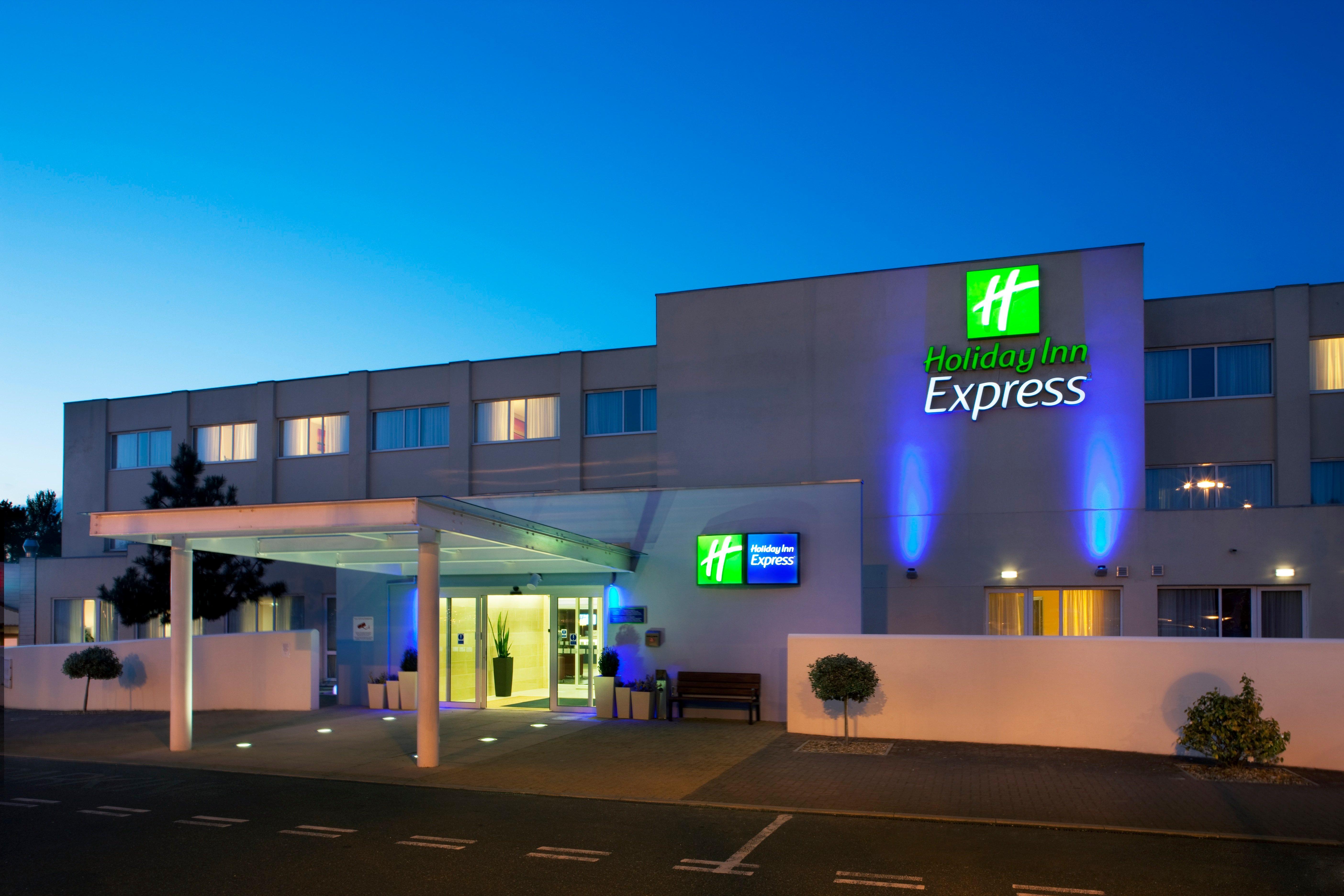 Holiday Inn Express Norwich By Ihg Drayton  Exterior photo